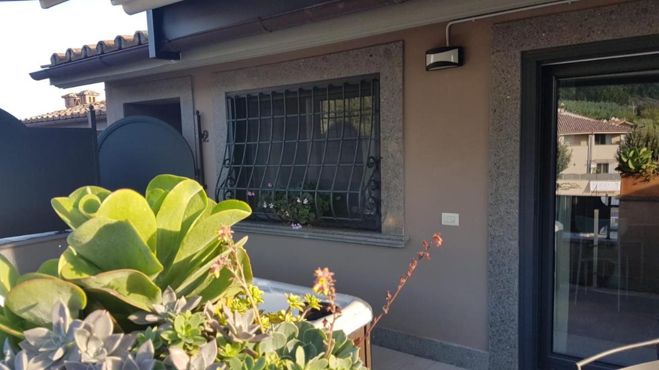 Casa Vacanze I Melograni Trevignano Romano Exterior photo